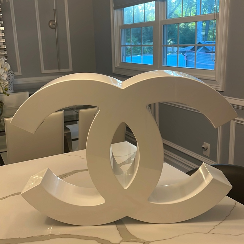 Chanel logo for display